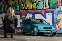 Škoda Octavia 1 tuning - 3M Atomic TealO1_white_blue_02