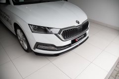 Octavia 4 - Spoiler předního nárazníku Maxton Design V2