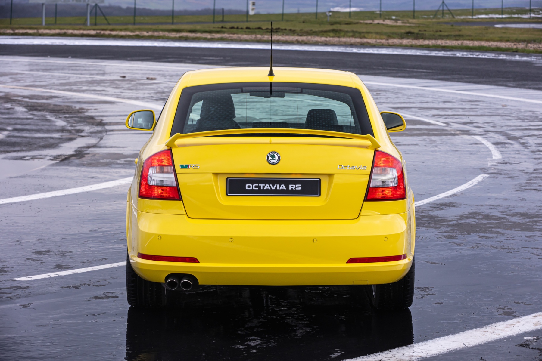 Škoda Octavia 2 RS Facelift - žlutá Sprint