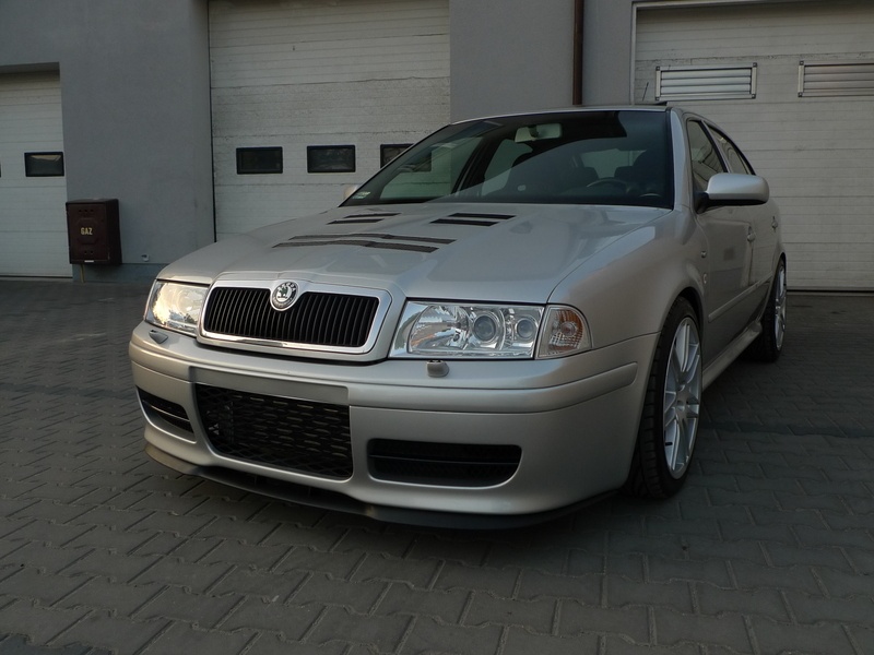Škoda Octavia 3.2 V6 BiTurbo