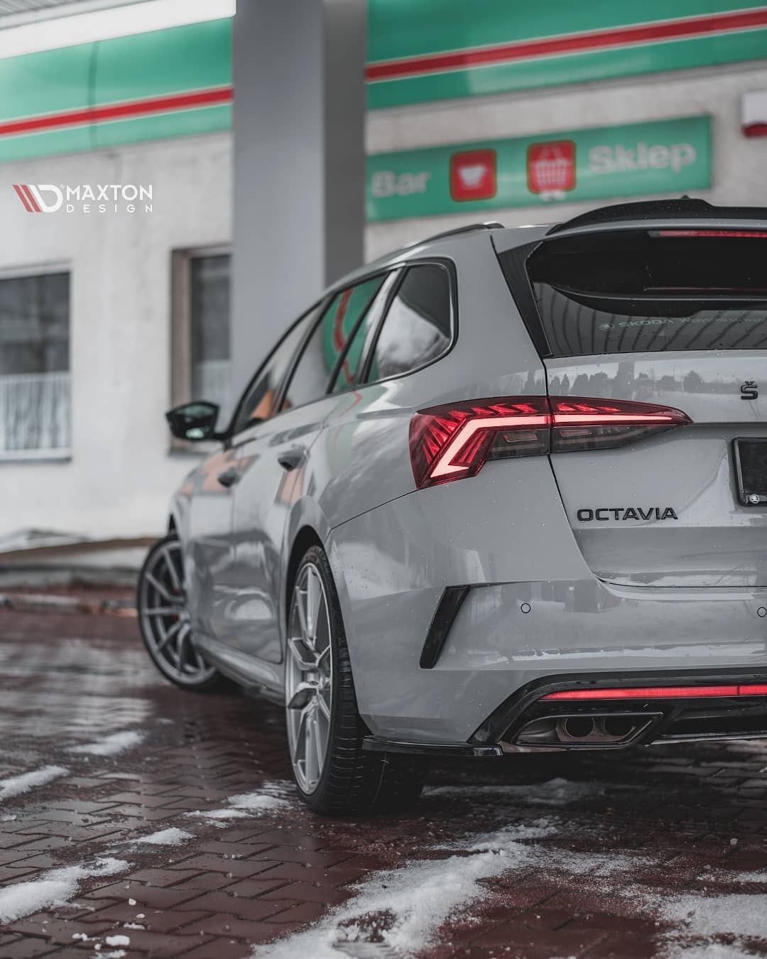 Maxton Design Octavia 4 RS Combi