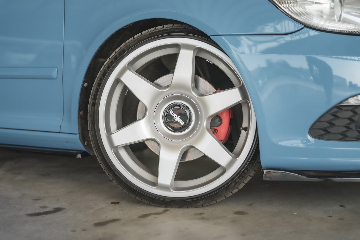 Rotiform Rotiform SIX 19x8,5" 5x112 ET45 - Octavia 2 RS
