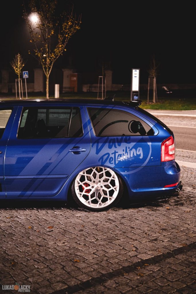 Octavia Combi tuning - 19" Veemann V-FS42