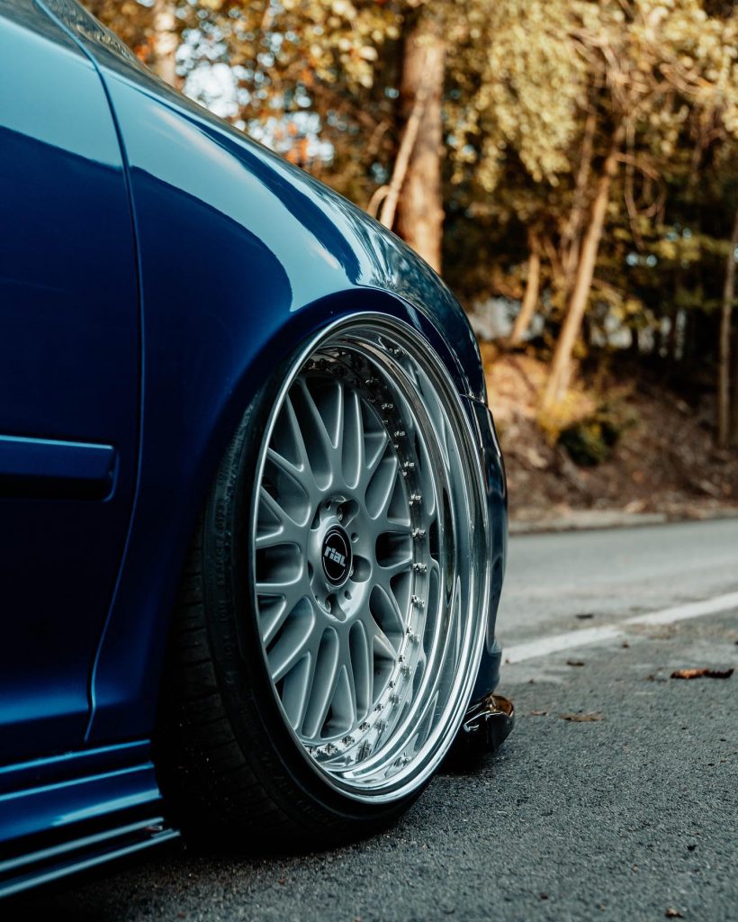 Octavia 2 RS stance - 19" Rial Daytona