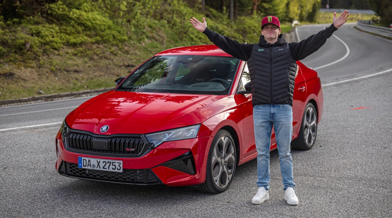Octavia 4 RS facelift - Oliver Solberg